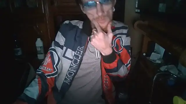 Snapshot of zipman92 chatting on 7, 1, 2026 zipman92 online show from 7, 1, 2026