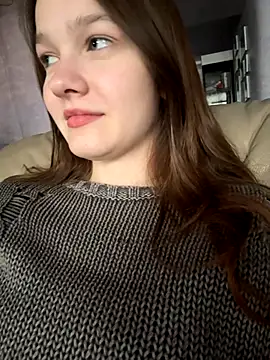 Snapshot of MichelleRoux chatting on 30, 9, 2025 MichelleRoux online show from 30, 9, 2025