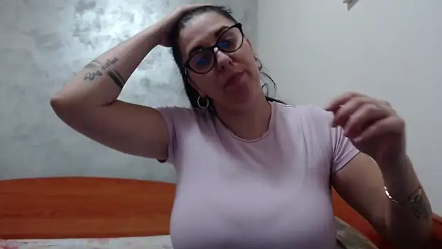 Snapshot of jollene chatting on 19, 12, 2025 jollene online show from 19, 12, 2025