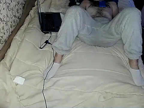 Snapshot of bul_boy chatting on 2, 4, 2026 bul boy online show from 2, 4, 2026