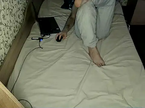 Snapshot of bul_boy chatting on 9, 4, 2026 bul boy online show from 9, 4, 2026