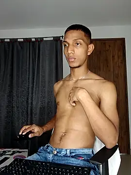 Snapshot of miguelmarcus chatting on 11, 9, 2025 miguelmarcus online show from 11, 9, 2025