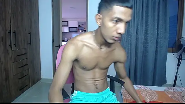 Snapshot of miguelmarcus chatting on 11, 10, 2025 miguelmarcus online show from 11, 10, 2025