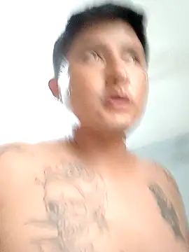 Snapshot of crees99 chatting on 28, 9, 2025 crees99 online show from 28, 9, 2025