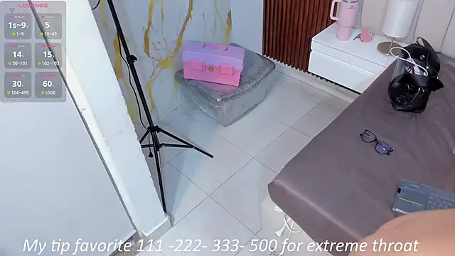 Snapshot of hinata_dolly chatting on 27, 9, 2025 hinata dolly online show from 27, 9, 2025