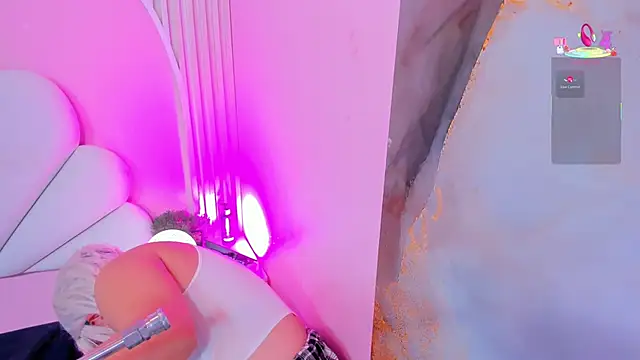 Snapshot of hinata_dolly chatting on 7, 11, 2025 hinata dolly online show from 7, 11, 2025