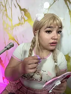 hinata dolly online show from 10, 5, 2026
