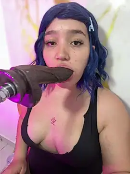 hinata dolly online show from 14, 5, 2026