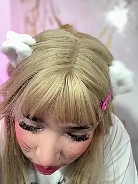 hinata dolly online show from 15, 5, 2026