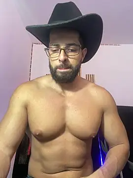 Snapshot of magnumchris chatting on 17, 6, 2026 magnumchris online show from 17, 6, 2026