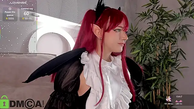 Molly Platt online show from 11, 2, 2026