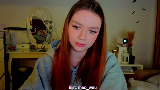 Jiaalisaa online show from 27, 10, 2025