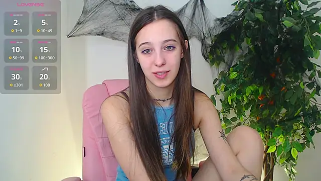 Little cherryy   online show from 28, 10, 2025