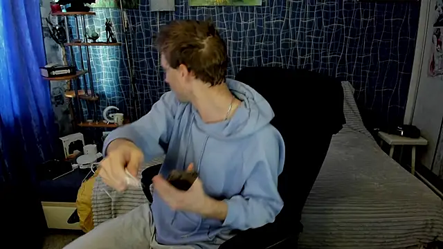 CuteBoy228 online show from 6, 5, 2026