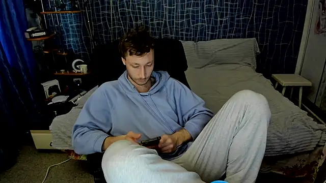 CuteBoy228 online show from 10, 5, 2026