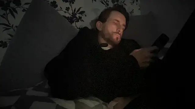 Big8inchUncutCock online show from 8, 5, 2026