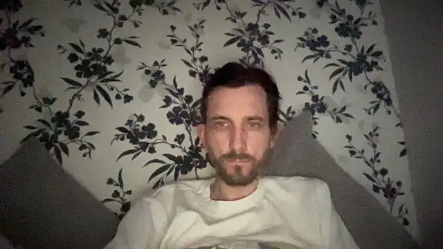 Big8inchUncutCock online show from 17, 5, 2026