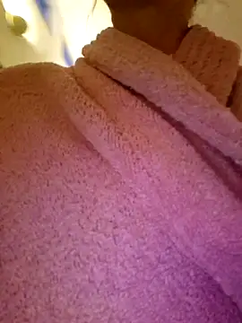 CelynaRoss online show from 8, 6, 2026