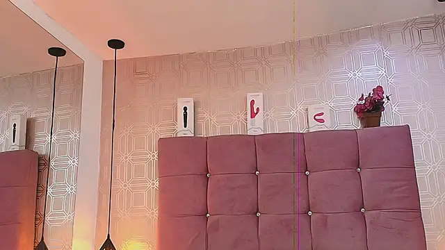 LexieBloom online show from 20, 10, 2025