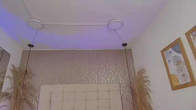 LexieBloom online show from 12, 2, 2026