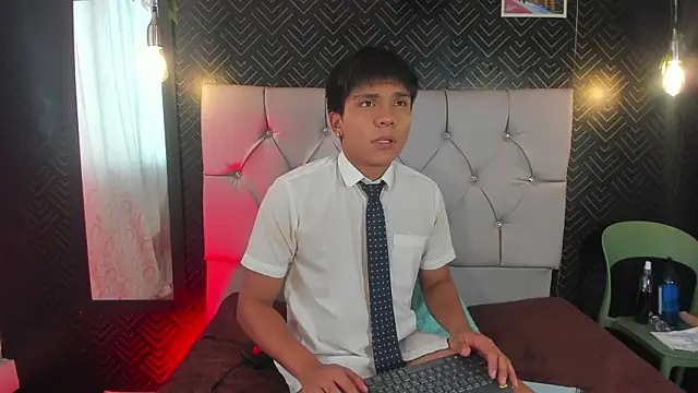 Thiago Kozak online show from 5, 3, 2026