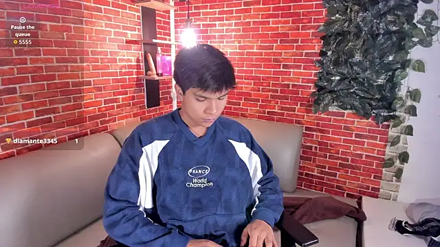 Thiago Kozak online show from 7, 5, 2026