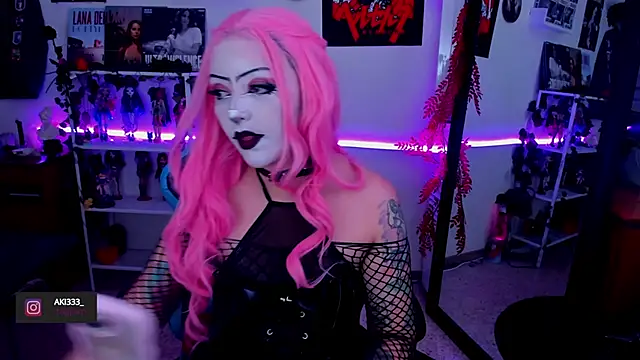 Snapshot of Makii_33 chatting on 17, 9, 2025 Makii 33 online show from 17, 9, 2025