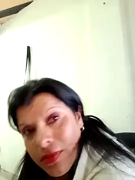 Snapshot of Hanna_Kieran chatting on 1, 10, 2025 Hanna Kieran online show from 1, 10, 2025