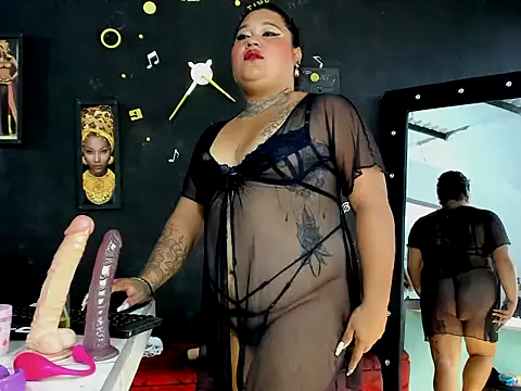 Snapshot of Kat_Valen chatting on 2, 10, 2025 Kat Valen online show from 2, 10, 2025