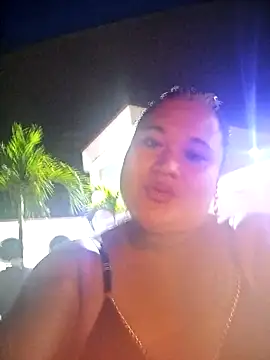 Snapshot of Kat_Valen chatting on 10, 10, 2025 Kat Valen online show from 10, 10, 2025