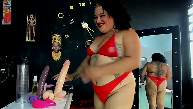 Snapshot of Kat_Valen chatting on 24, 10, 2025 Kat Valen online show from 24, 10, 2025