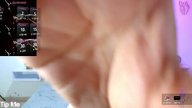 cherry juicyxxx online show from 3, 12, 2025