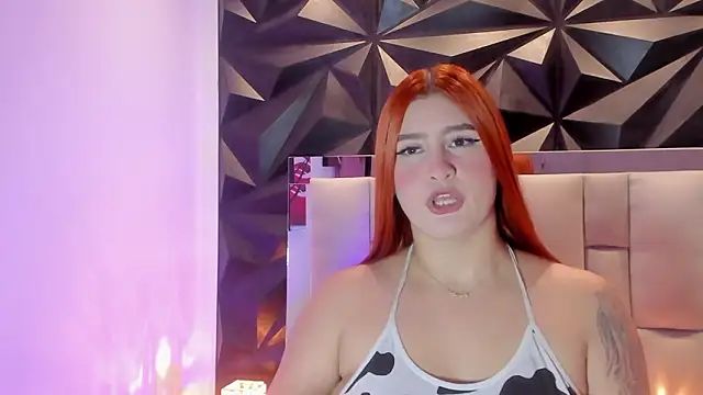 Snapshot of megan_whitee__ chatting on 12, 3, 2026 megan whitee online show from 12, 3, 2026