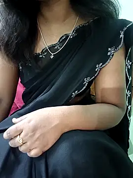 Snapshot of Laxmipriyatamil chatting on 7, 5, 2026 Laxmipriyatamil online show from 7, 5, 2026