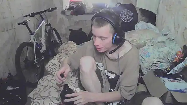 Snapshot of makarov1993 chatting on 20, 9, 2025 makarov1993 online show from 20, 9, 2025