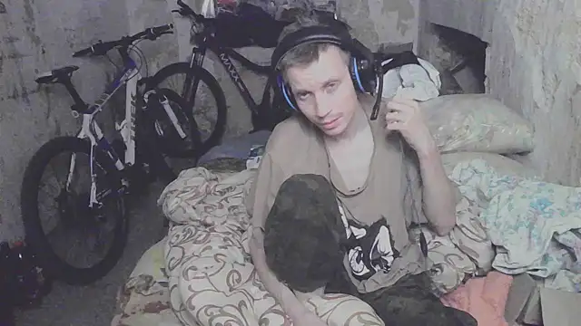 Snapshot of makarov1993 chatting on 25, 9, 2025 makarov1993 online show from 25, 9, 2025