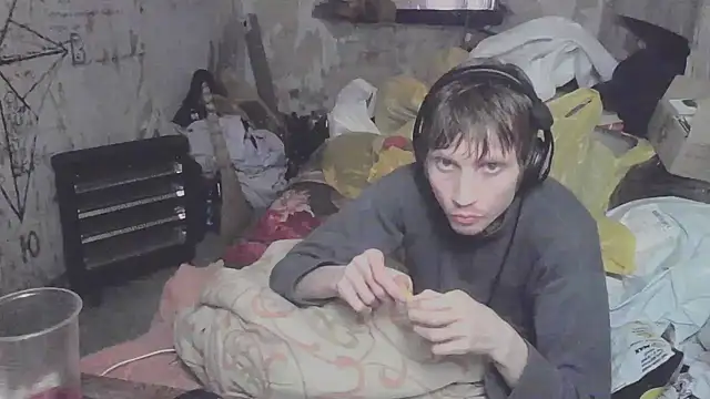 Snapshot of makarov1993 chatting on 17, 3, 2026 makarov1993 online show from 17, 3, 2026