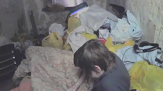 Snapshot of makarov1993 chatting on 4, 4, 2026 makarov1993 online show from 4, 4, 2026