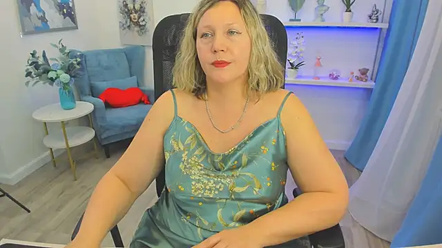NinaStarle online show from 13, 5, 2026