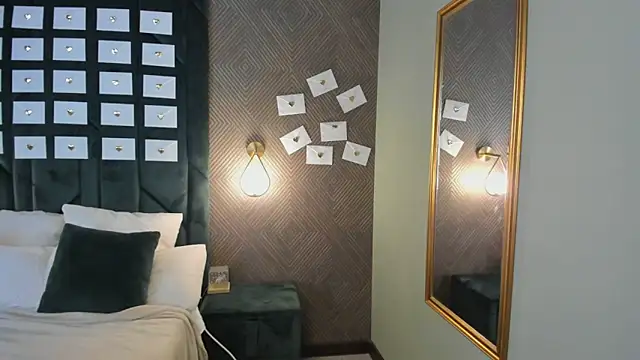 Snapshot of Chloee_White chatting on 1, 3, 2026 Chloee White online show from 1, 3, 2026