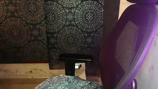 Snapshot of catpussy_ruhi chatting on 17, 10, 2025 catpussy ruhi online show from 17, 10, 2025