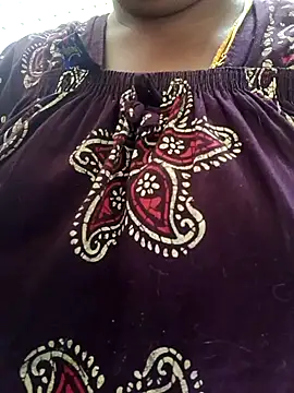 Snapshot of tamilaruvi chatting on 9, 11, 2025 tamilaruvi online show from 9, 11, 2025