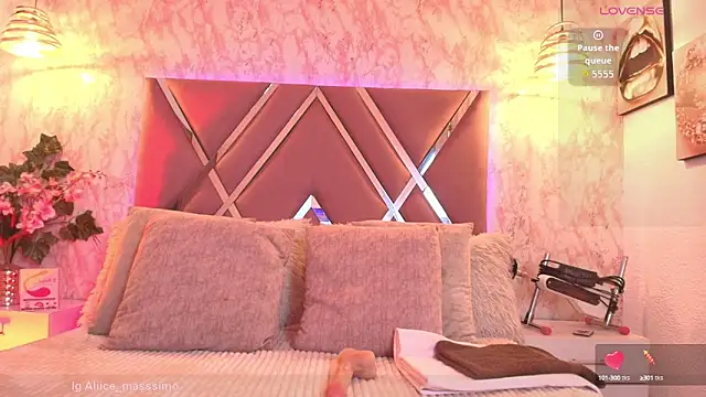 Aliice1  online show from 4, 10, 2025