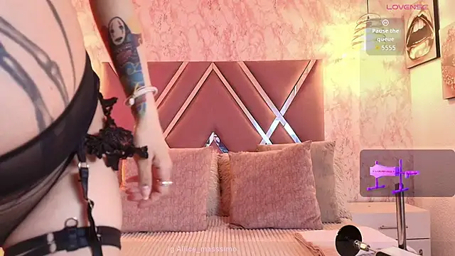 Aliice1  online show from 7, 10, 2025