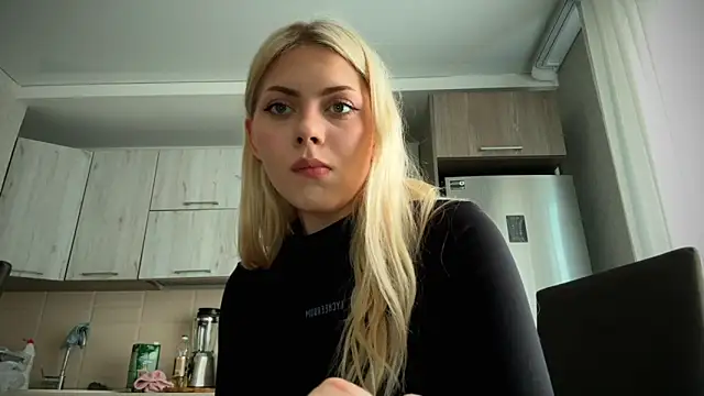 AliceOceanEye online show from 5, 10, 2025