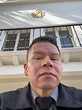 Manu0586 online show from 7, 11, 2025