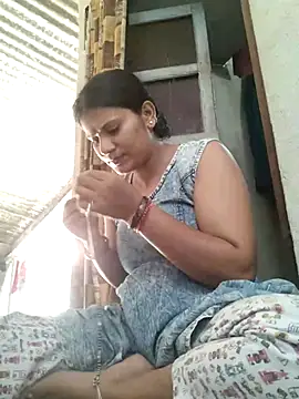 Snapshot of couple_71 chatting on 27, 5, 2026 couple 71 online show from 27, 5, 2026