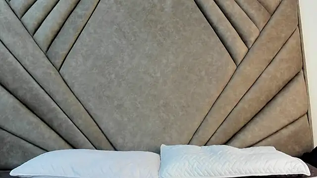 Shadow Hill online show from 13, 10, 2025