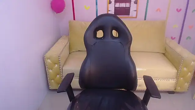 Snapshot of bellatrix_ch chatting on 2, 3, 2026 bellatrix ch online show from 2, 3, 2026