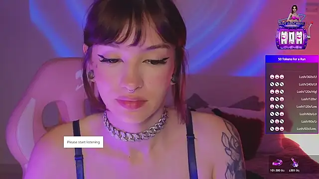 Snapshot of Moonlightt_21 chatting on 17, 5, 2026 Moonlightt 21 online show from 17, 5, 2026